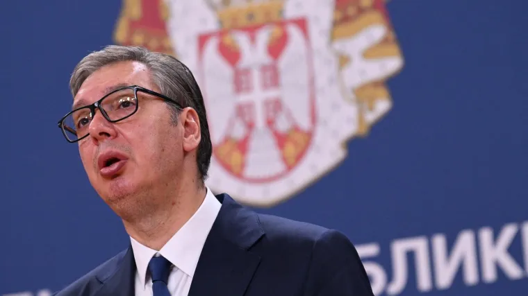 EU im poslala pomoć, a Vučić sada kaže: 'Srbija je velesila, na&scaron;i helikopteri su bolji'