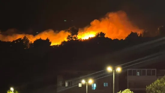Aktivirao jedan, a onda i drugi vatromet: Splićanin htio proslaviti izlazak &scaron;efice iz bolnice pa izazvao požar