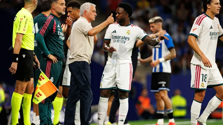 Mourinho: 'Vini nije svetac, ali ovo &scaron;to mu rade je stvarno previ&scaron;e'