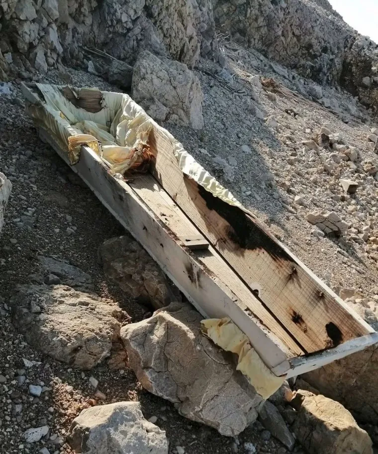 Do plaže na Pagu doplutao mrtvački sanduk: 'Ovo je bolesno!'