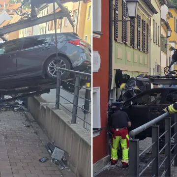 Auto probio ogradu i zavr&scaron;io u restoranu: Dvoje u te&scaron;kom stanju, zgradi prijeti uru&scaron;avanje