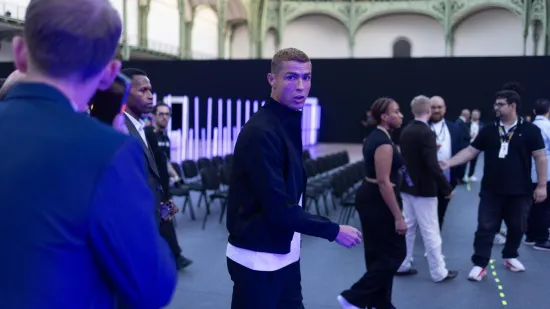 Gucci, breskva i novi prsten: Ronaldo pokazao kako izgleda luksuz nakon vjenčanja