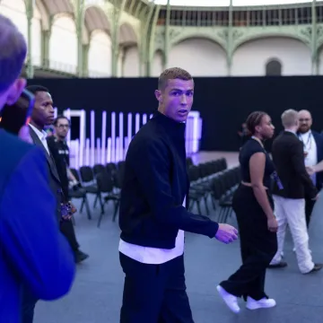 Gucci, breskva i novi prsten: Ronaldo pokazao kako izgleda luksuz nakon vjenčanja