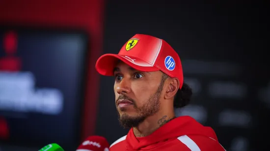 Hamilton nezadovoljan: 'Pogledajte kako to rade u Mercedesu'