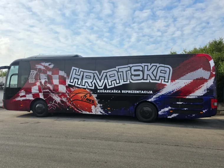 Hrvatski ko&scaron;arka&scaron;i dobili pojačanje na četiri kotača! Evo kako izgleda novi autobus reprezentacije