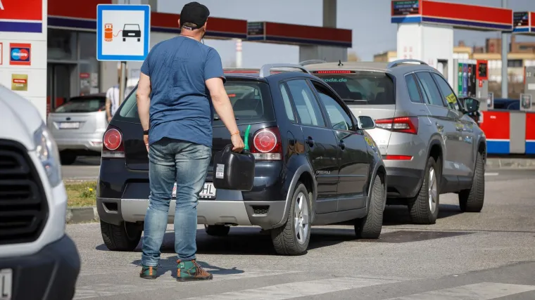 Dizel oborio neslavni rekord, a građane čeka novi udar: 'Sigurno će doći do poskupljenja'