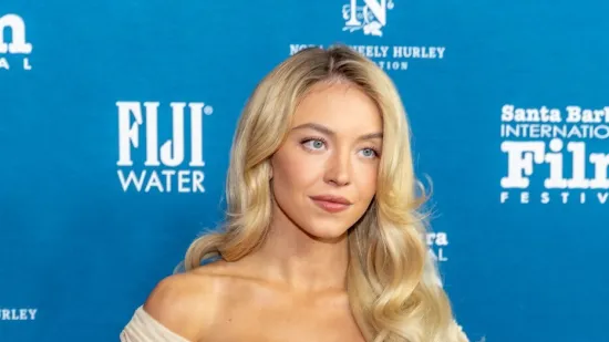 Sydney Sweeney snimila kako izvodi opasnu akrobaciju visoko iznad tla: 'Tom Cruise, pazi se'