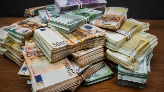 Kraj kolovoza donosi financijske preokrete: Ovim znakovima novac stiže sa svih strana