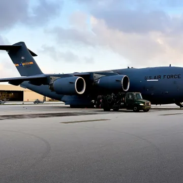 Misterij iznad Rusije: Američki vojni avion sletio u Moskvu, nitko ne zna za&scaron;to