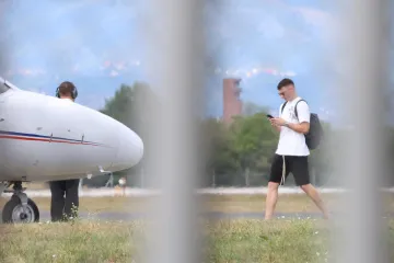 Objavljene ekskluzivne fotografije! Livaković poletio prema Barceloni, Romano potvrdio posao