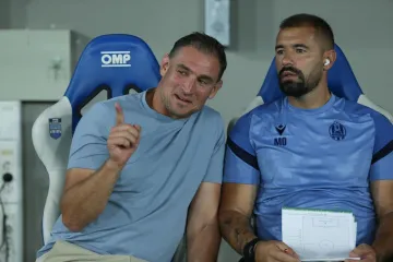 Nikica Jelavić dobio pojačanje za nastavak sezone: Stigli biv&scaron;i Dinamovac i Hajdukovac