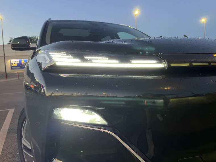 Ovaj SUV nas je odvezao do Nizozemske i natrag: Nakon 2700 km znamo koliko zapravo vrijedi