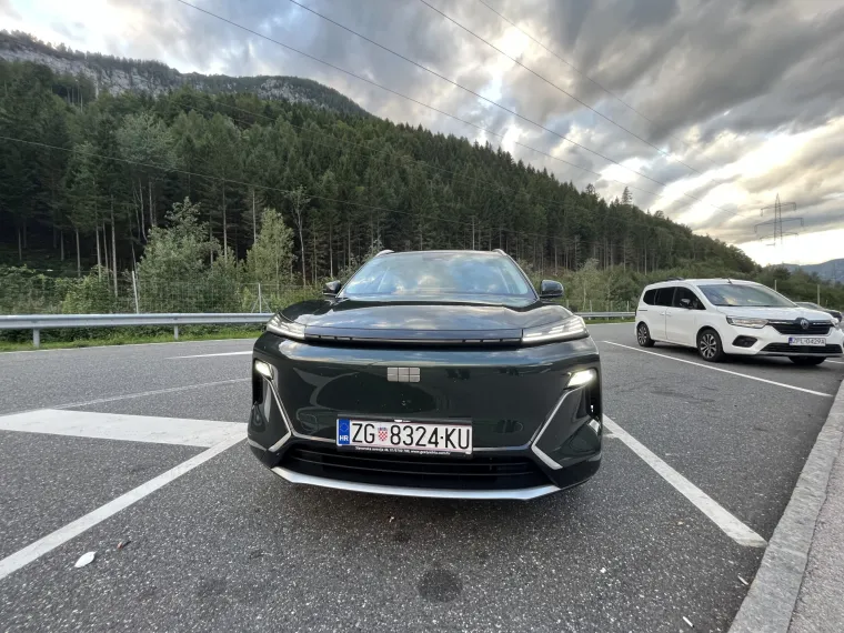 Ovaj SUV nas je odvezao do Nizozemske i natrag: Nakon 2700 km znamo koliko zapravo vrijedi