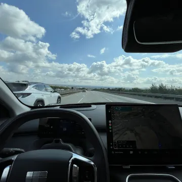 Ovaj SUV nas je odvezao do Nizozemske i natrag: Nakon 2700 km znamo koliko zapravo vrijedi