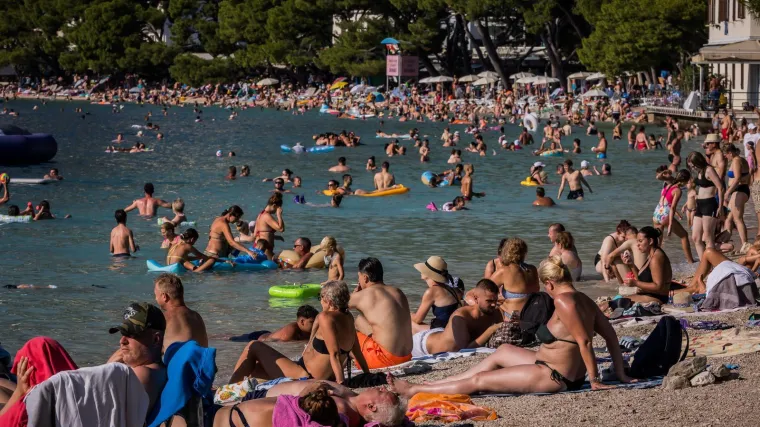 Hrvati uputili o&scaron;tre poruke turistima: 'Ne misli da si Bog ako si do&scaron;ao s parama'