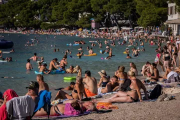 Hrvati uputili o&scaron;tre poruke turistima: 'Ne misli da si Bog ako si do&scaron;ao s parama'