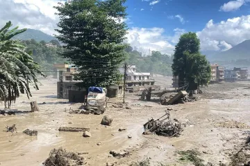 Bujične poplave i odroni nose sve pred sobom, nekoliko ljudi nestalo