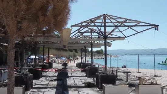 Plaže pune turista, hale izgorjele, sad se boje za radnika: 'Stroj može&scaron; kupiti, čovjeka ne'