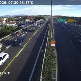 Kilometarska kolona na autoputu prema Zagrebu zbog prometne nesreće