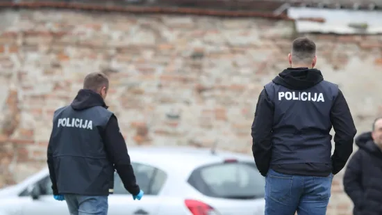 Smislio okrutnu priču za 79-godi&scaron;njakinju: Već mu je dala zlato, a onda je napravio kobnu pogre&scaron;ku