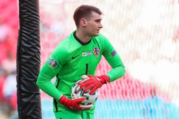 Livaković službeno u Barceloni! Potpisao do 2030., ali jo&scaron; ne zna gdje će braniti
