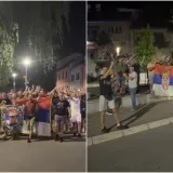 Stotine na ulicama veličale ratnog zločinca Mladića, u povorci je bilo i djece