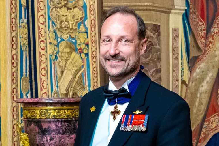 Ljubav i skandali Haakona, novog vladara Norve&scaron;ke