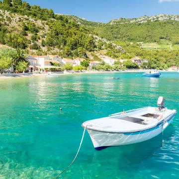 Oneči&scaron;ćeno more ispred poznatog hotela u Orebiću, Zavod: 'Utvrđena je prisutnost fekalija'