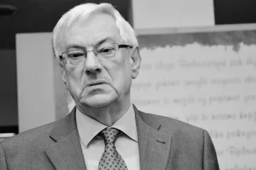 HAZU zavijen u crno: Preminuo Slobodan Ka&scaron;tela, desetljećima služio Akademiji