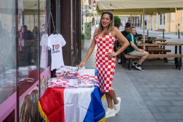'Slavonijo zlatna ti si': Pogledajte kako se Grad heroja priprema za Thompsonov koncert