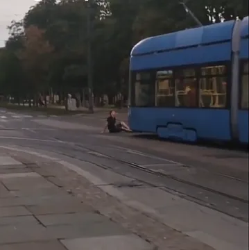Imamo odgovor policije o incidentu u Zagrebu: 'Napao je mu&scaron;karca, morali smo upotrijebiti silu'