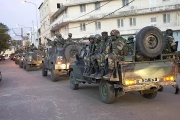 Kaos u Nigeru: Vojnici napali zračnu luku i predsjedničku palaču u Niameyu