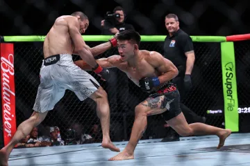 Kakav nokaut! Nurmagomedov dominirao, a onda ga je Kinez ugasio jednim udarcem