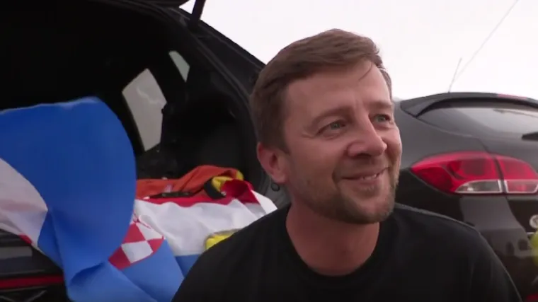 Ivan iz Njemačke: 'Vozio sam 12 sati, spavat ću u autu. Za Thompsona ni&scaron;ta nije problem'