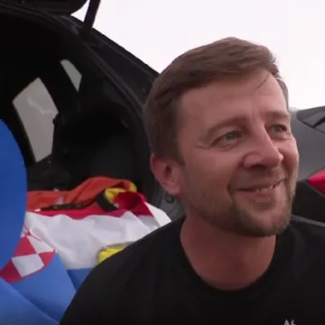 Ivan iz Njemačke: 'Vozio sam 12 sati, spavat ću u autu. Za Thompsona ni&scaron;ta nije problem'