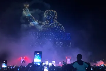 Wow! Pogledajte nebo iznad Vukovara: Plesom dronova Thompson odao počast Gradu Heroju