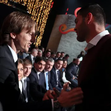 Modrić nije ostao ravnodu&scaron;an na Hrgovićev podvig: Pogledajte &scaron;to mu je poručio