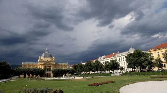 Ljeto ne posustaje, ali stiže promjena: Meteorologinja otkrila &scaron;to nas čeka na početku rujna