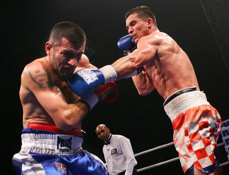 Proslavljeni boksač bez zadr&scaron;ke nam otkriva: 'Ovo može 0,01 posto ljudi, Usyk bi imao problem'