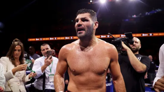 Proslavljeni boksač bez zadr&scaron;ke nam otkriva: 'Ovo može 0,01 posto ljudi, Usyk bi imao problem'