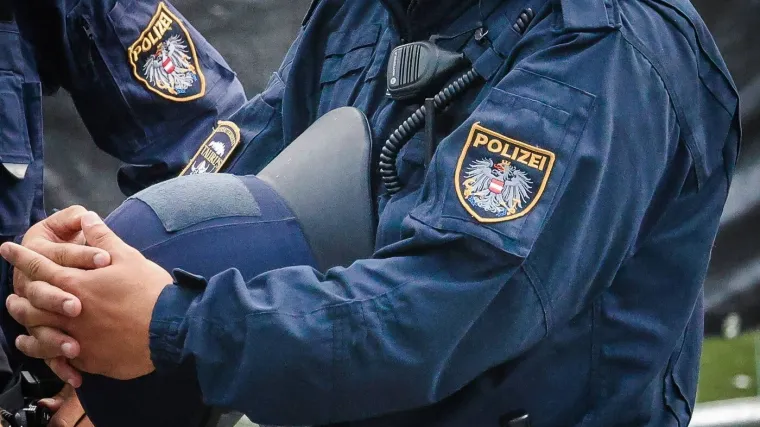 Policajac pustio krivog pritvorenika pa dobio 'masnu' kaznu, to mu nije jedini propust