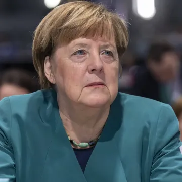 AfD na pragu povijesne pobjede, Angela Merkel diže uzbunu: 'Kontroliraju sve na&scaron;e razgovore'