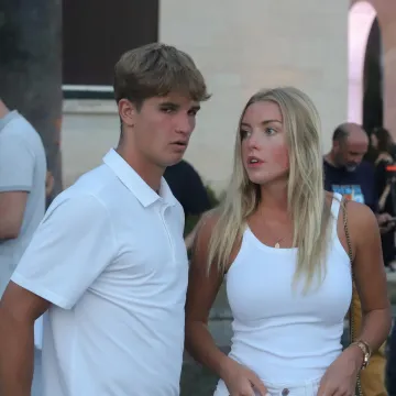 Zbog njega je često bila u Splitu: Evo tko je plavu&scaron;a koja je osvojila srce američkog veznjaka