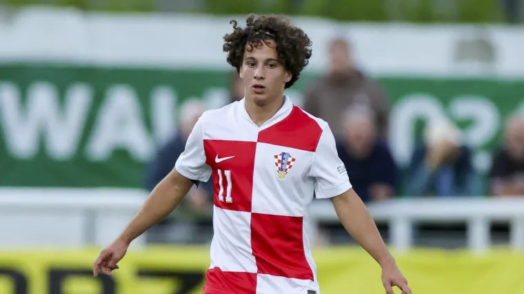 Hrvatski U-19 reprezentativac napu&scaron;ta Barcelonu! Izabrao je neočekivanu destinaciju