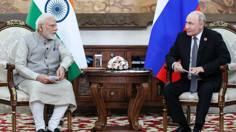 Modi pozvao Putina da poduzme korake: 'Mora se krenuti putem prema kraju rata'